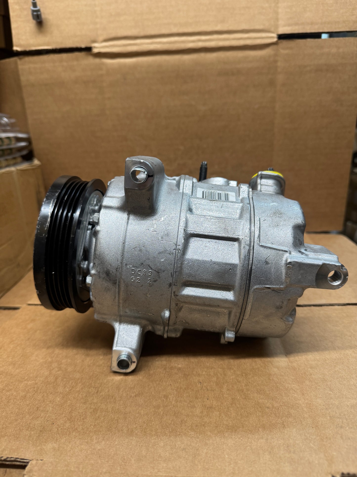 Used OEM AC Compressor L1MZ19703G / L1MZ19703D / MB3Z19703F / L1MZ19703AB / YCC564 / YCC615 / YCC626
