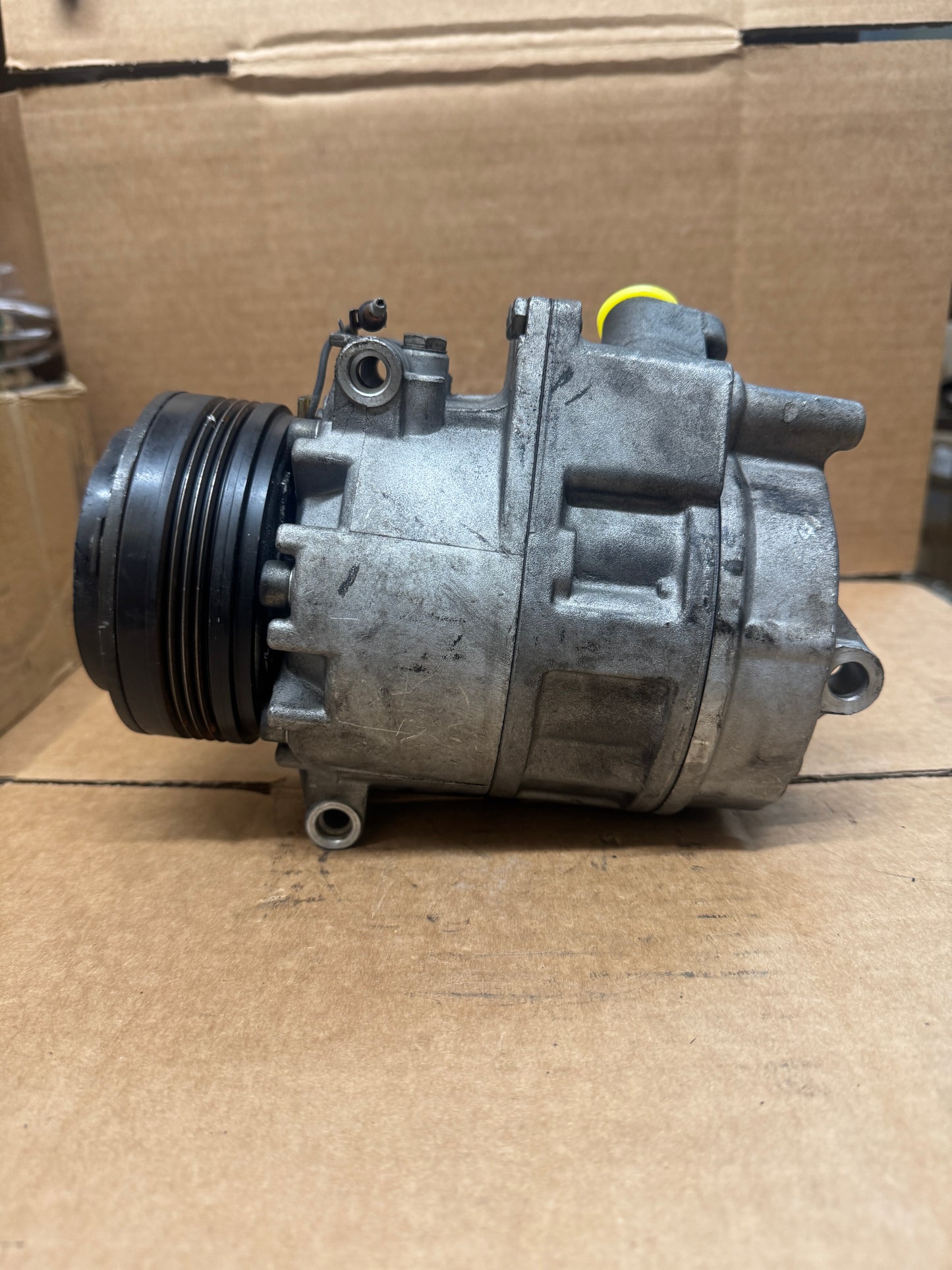 Used OEM AC Compressor 64526918000