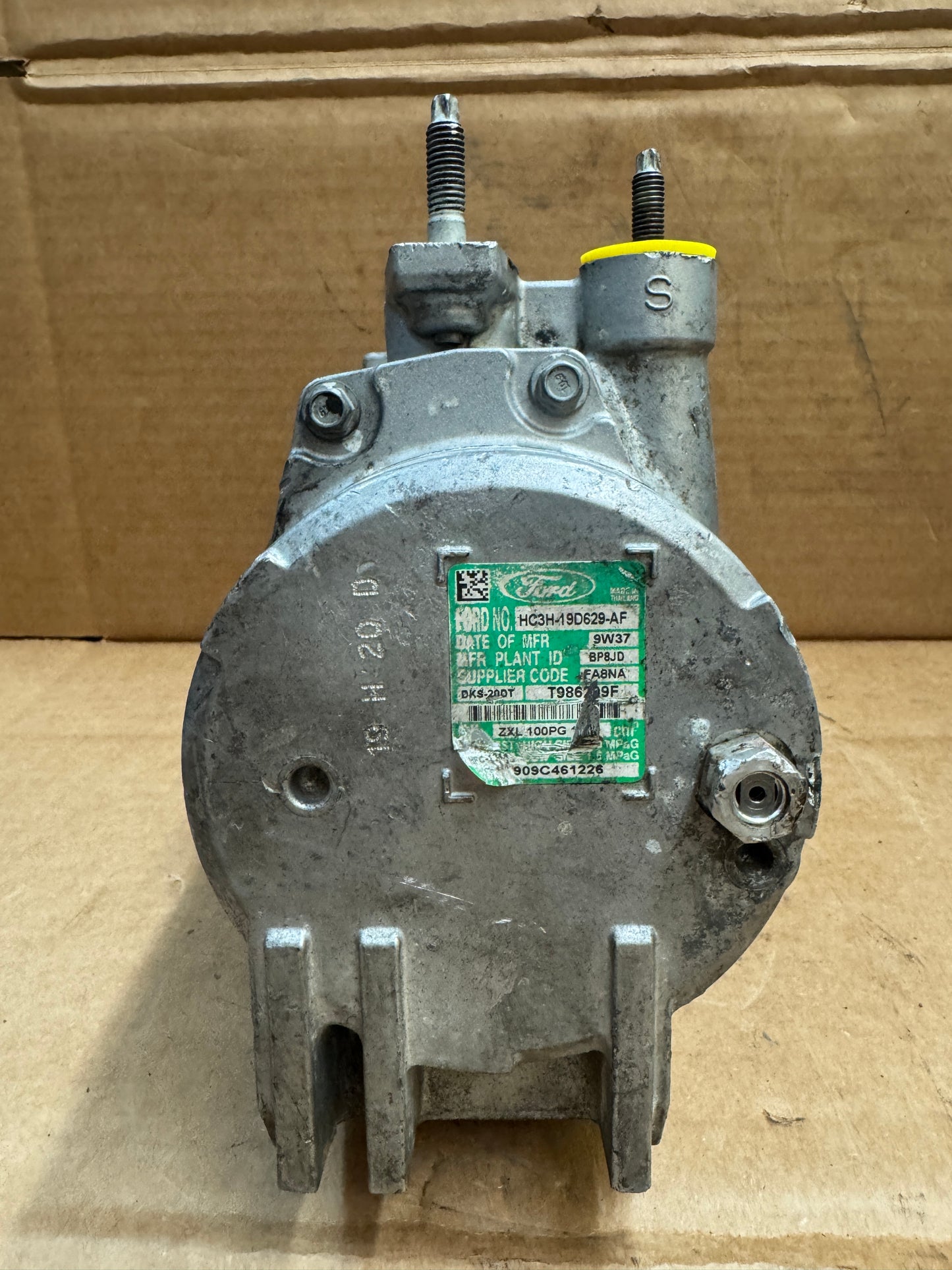 Used OEM AC Compressor HC3Z19703A / YCC424