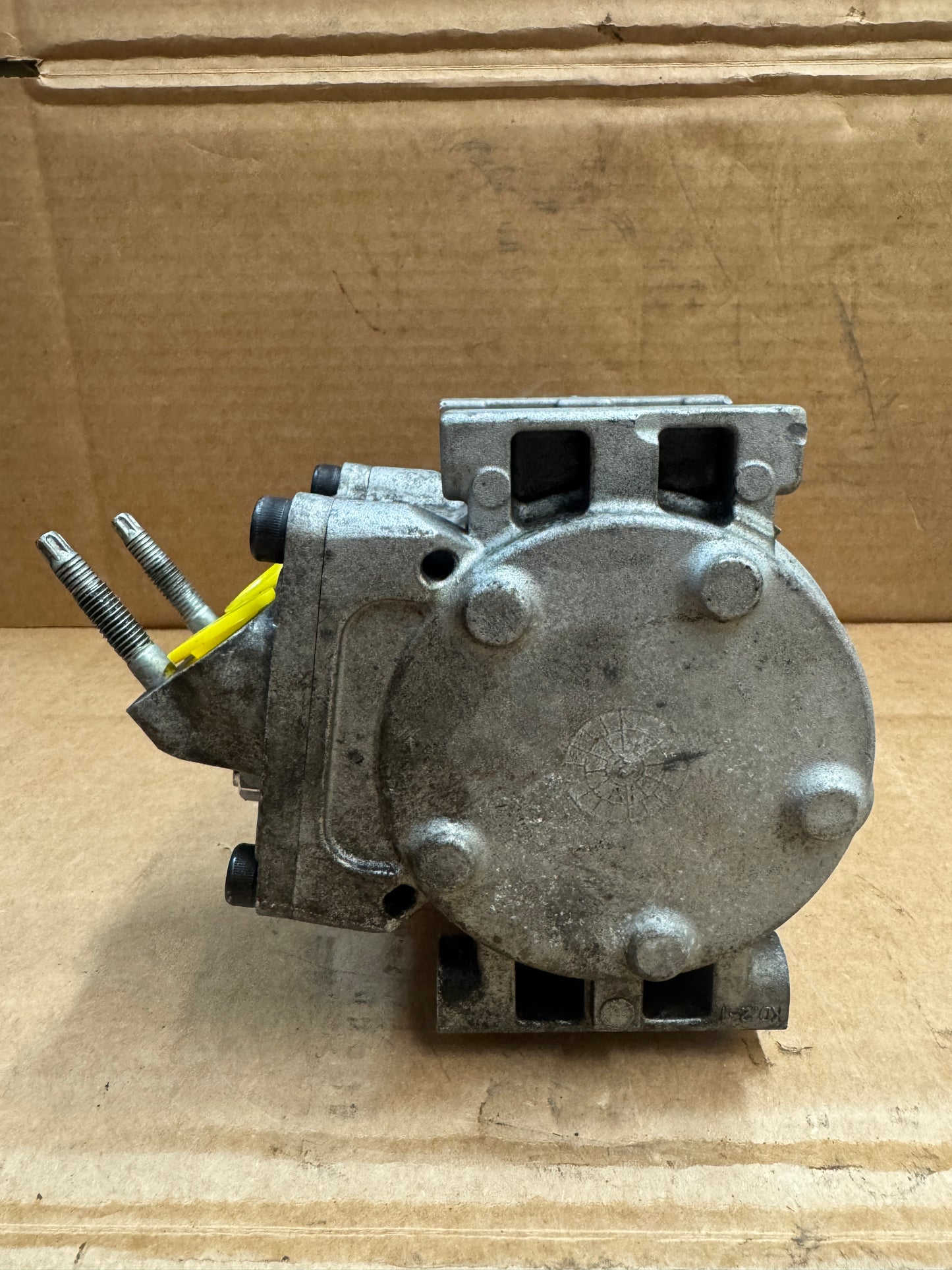 Used OEM AC Compressor BE8Z19703A / YCC261