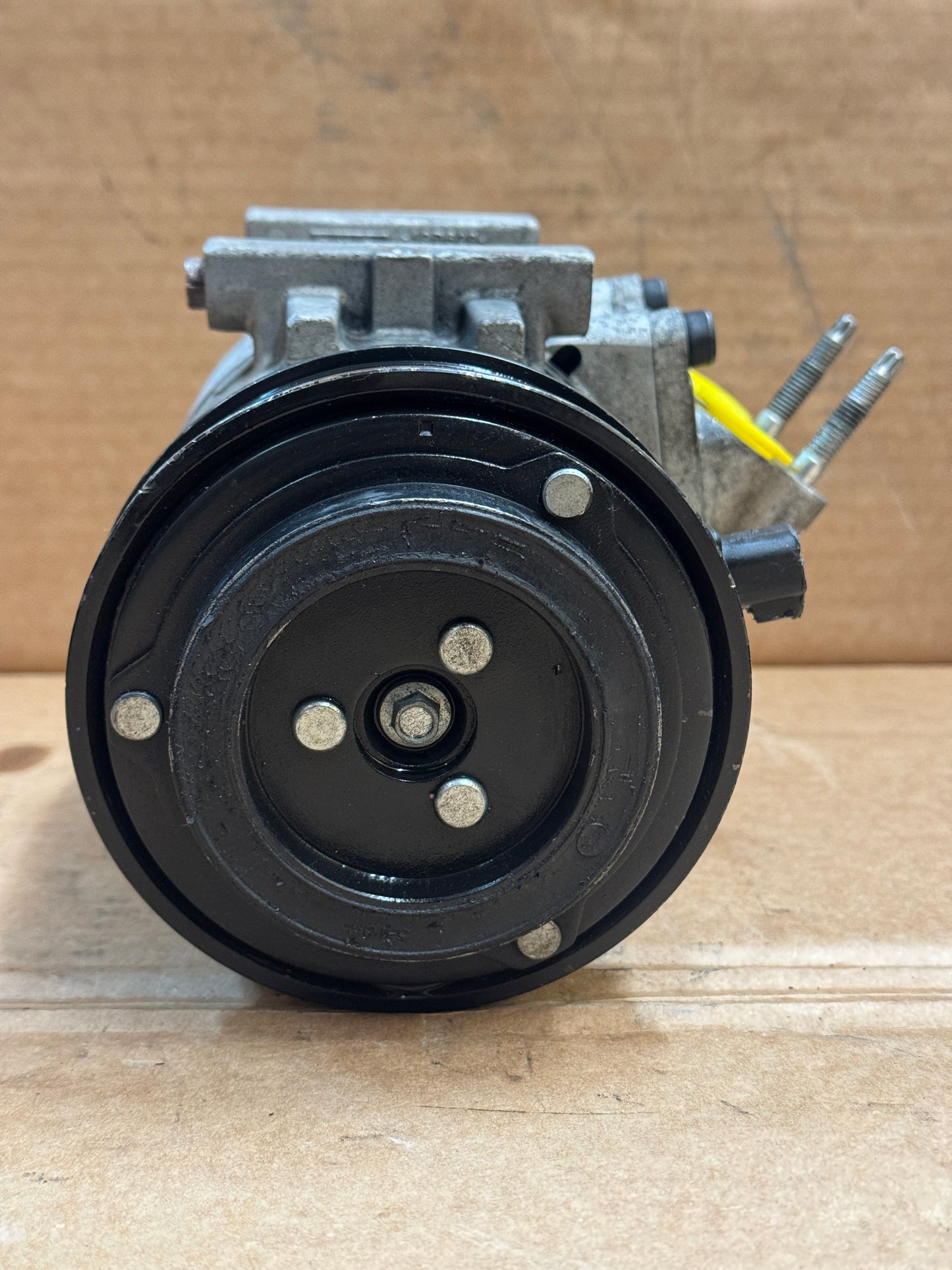 Used OEM AC Compressor BE8Z19703A / YCC261