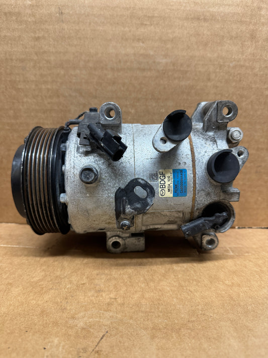 Used OEM AC Compressor BDGF61450