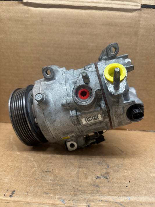 Used OEM AC Compressor 471-0901 / DG9Z19703B / DG9Z19703M / DG9Z19703V / YCC308 / YCC443