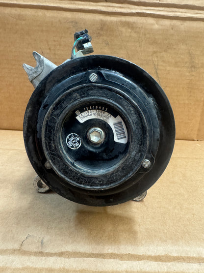 Used OEM AC Compressor 15-21470 / 15-21593 / 471-0715 / 19130203 / 21992588