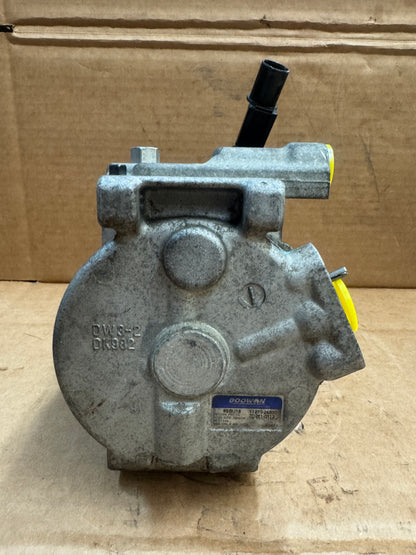 Used OEM AC Compressor 97701-0E125 / 97701-2F130 / 97701-2F130DR