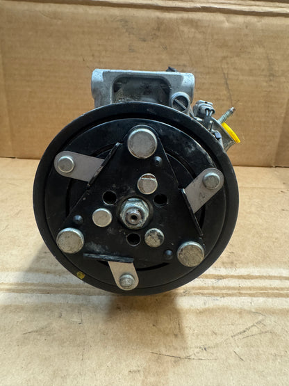 Used OEM AC Compressor 92600-4GB0A