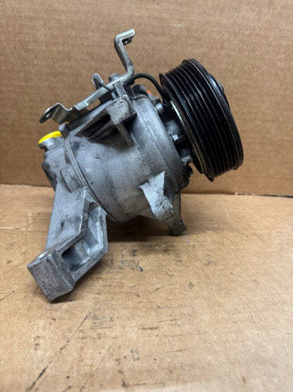 Used OEM AC Compressor 73111FJ000 / 73111FJ040 / 73111FJ041 / Z0014247B
